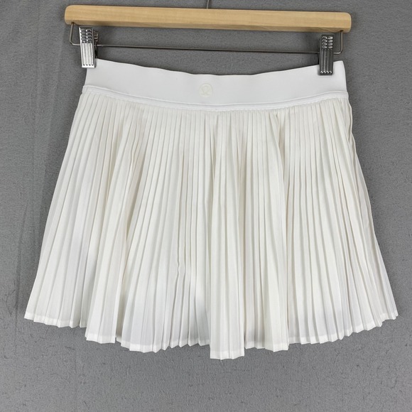 lululemon athletica Pants - Lululemon Varsity High Rise Pleated Tennis Skirt white Size 4 liner